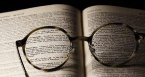 How to friendzone someone over text How to friendzone someone over text