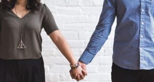 How to treat your girlfriend book How to treat your girlfriend book