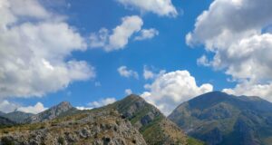 How to get laid in a bar How to get laid in a bar