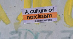 How to react when a narcissist ignores you How to react when a narcissist ignores you