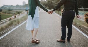 How to not be awkward on a first date How to not be awkward on a first date