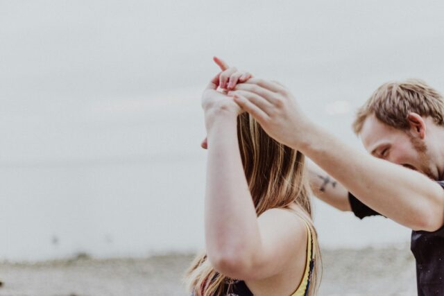 How to let a man lead when dating