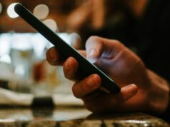 How to text like a girl How to text like a girl