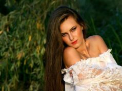 How to trim your own long hair How to trim your own long hair